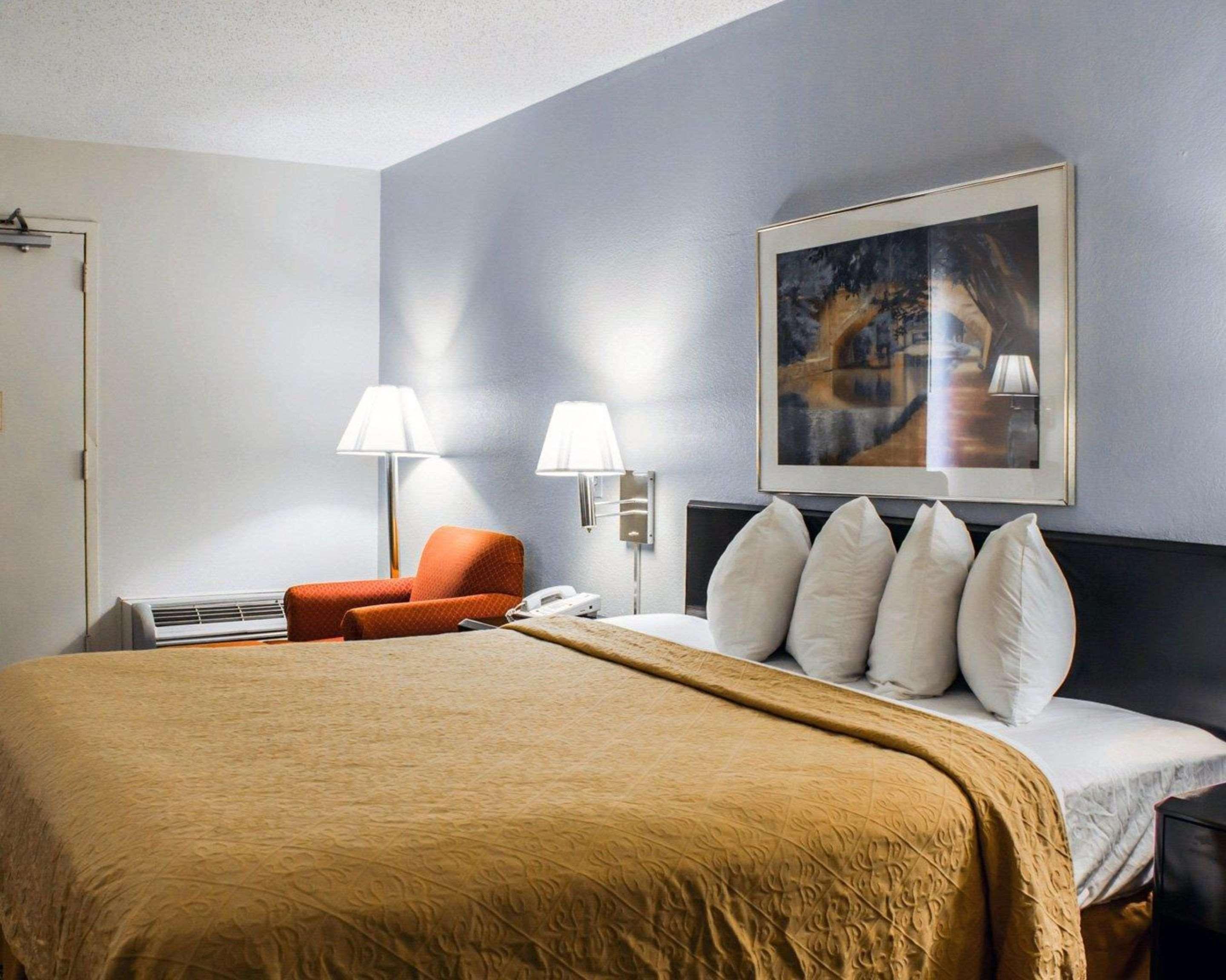 Quality Inn Rocky Mount Extérieur photo