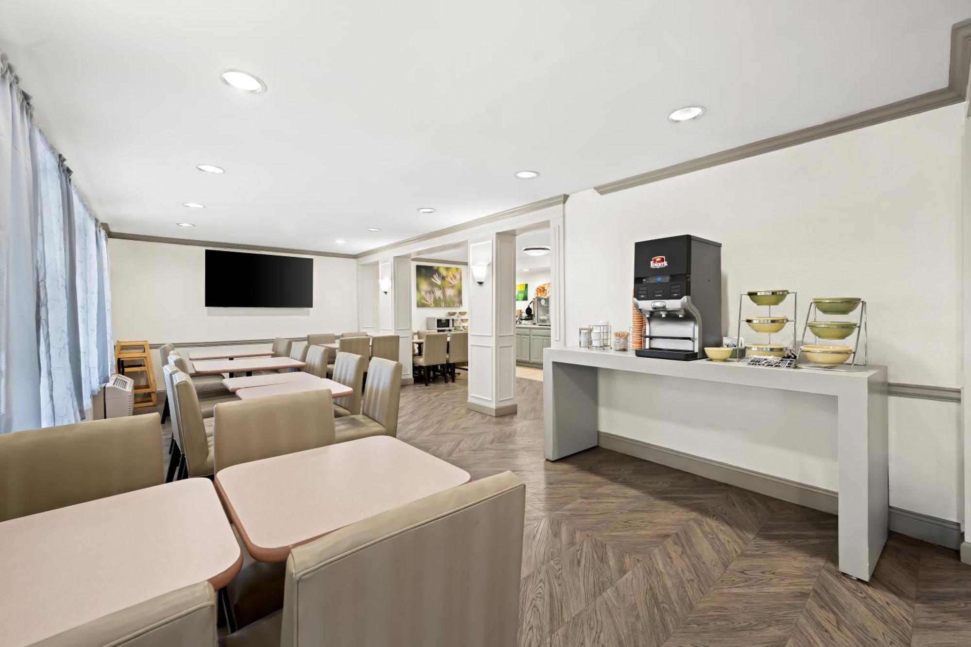Quality Inn Rocky Mount Extérieur photo